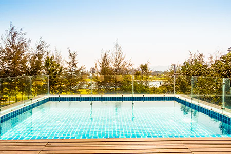 Cost of Glass Pool Fence Repair in Pine Hills, FL